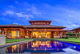 Maui homes with pool